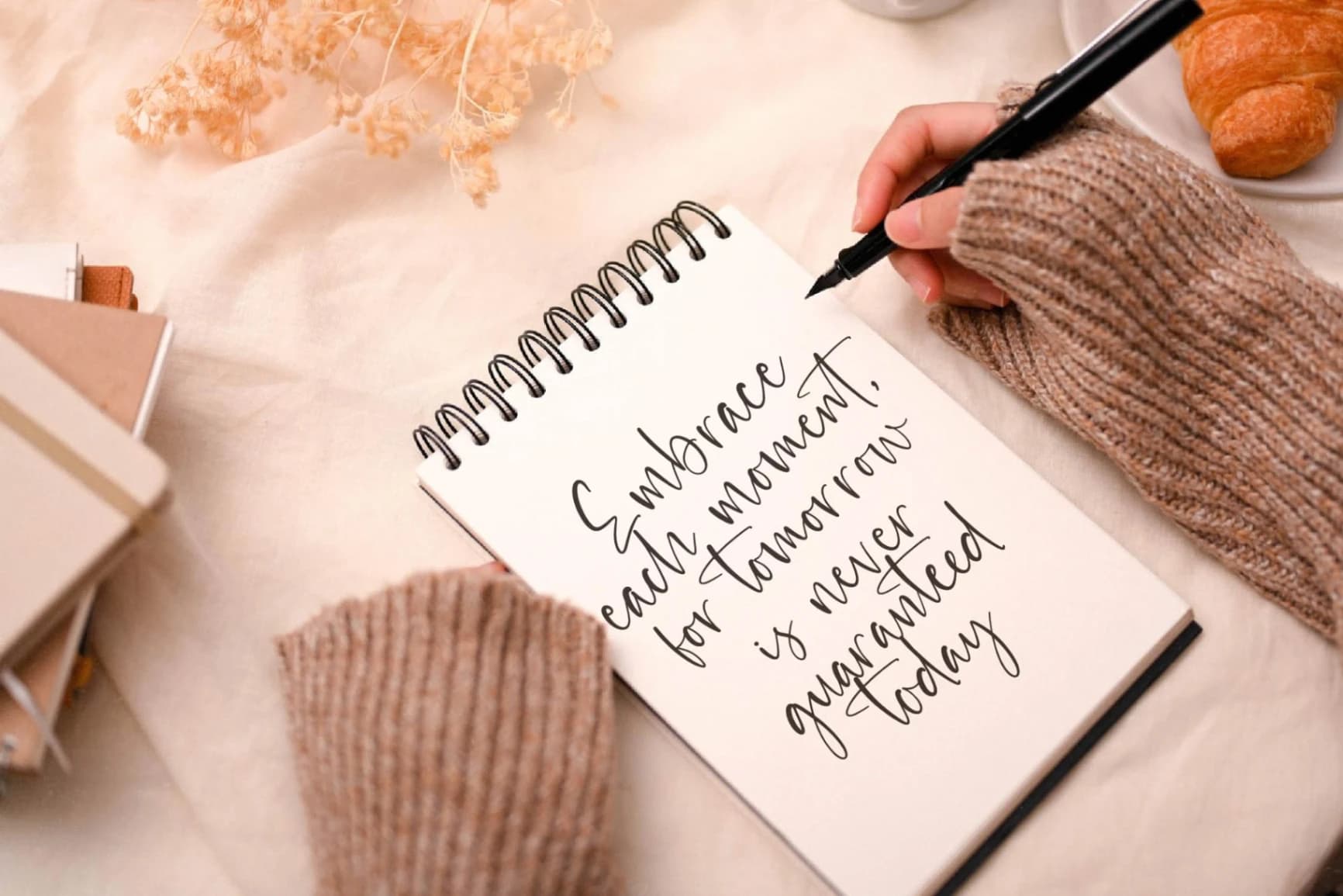 Preview 17 for Paradise Daybreak - Handwritten Script Font