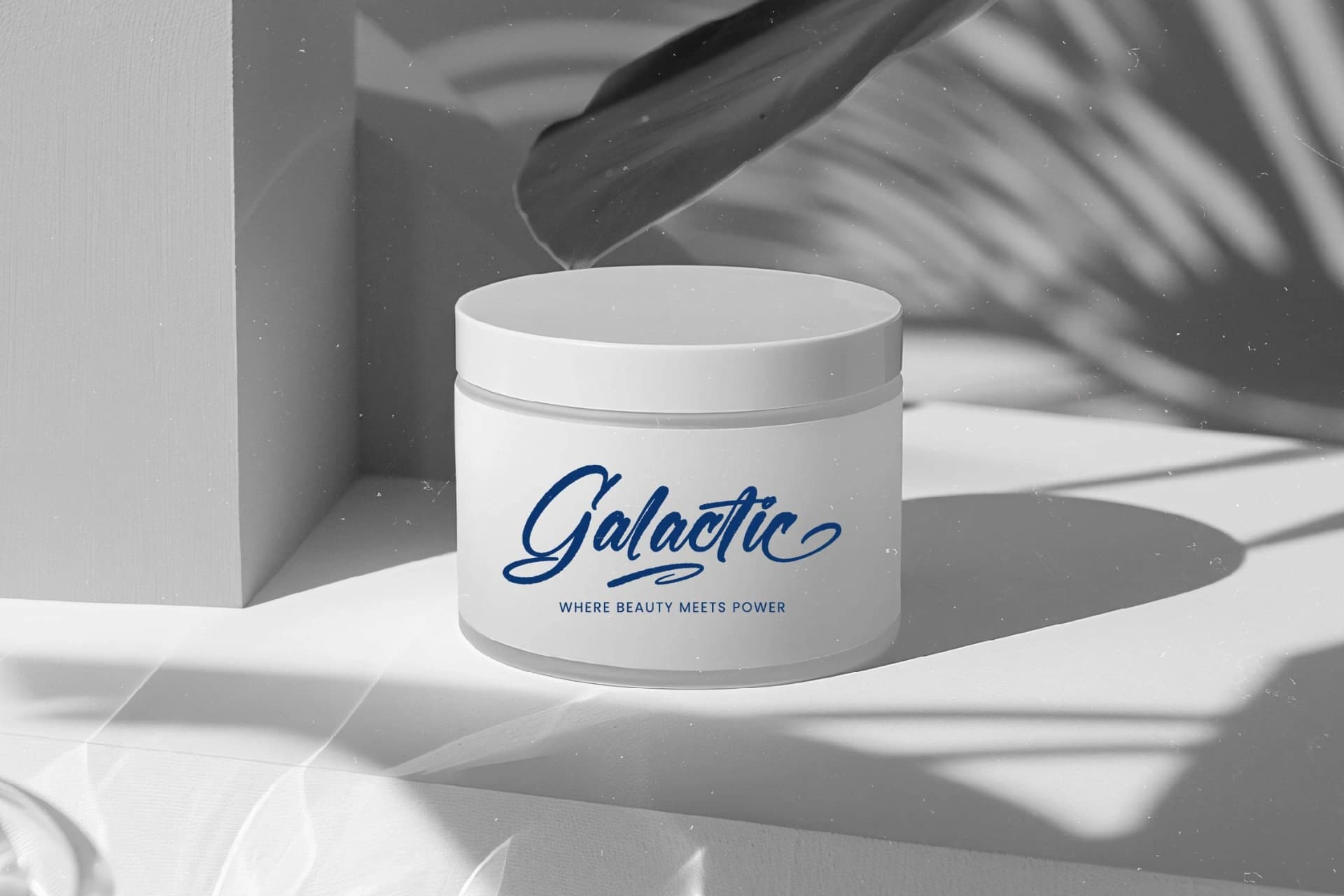 Preview 16 for Gonjalot - Modern Brush Font