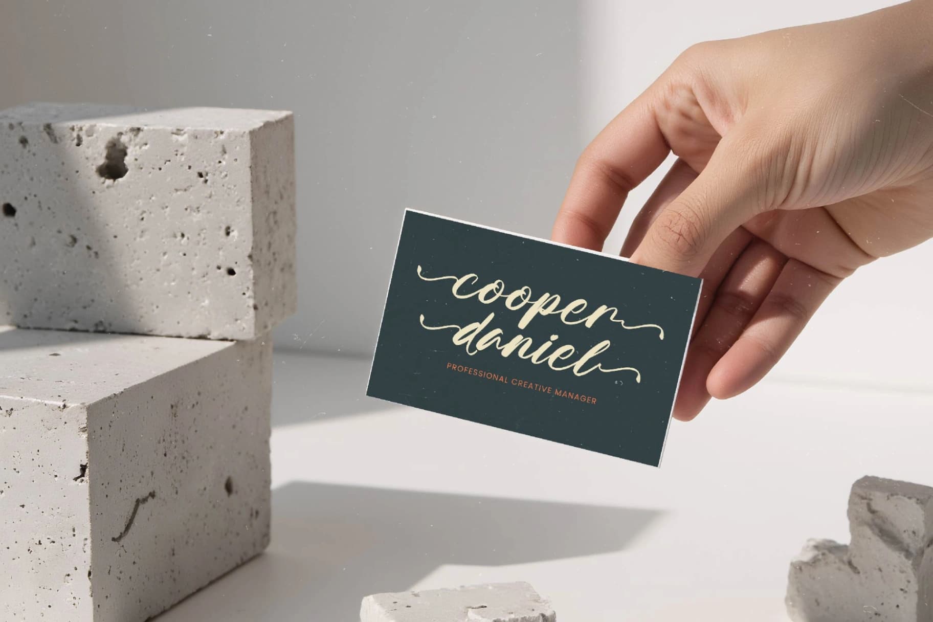 Preview 4 for Outhlyn Funtica - Bold Handwritten Font