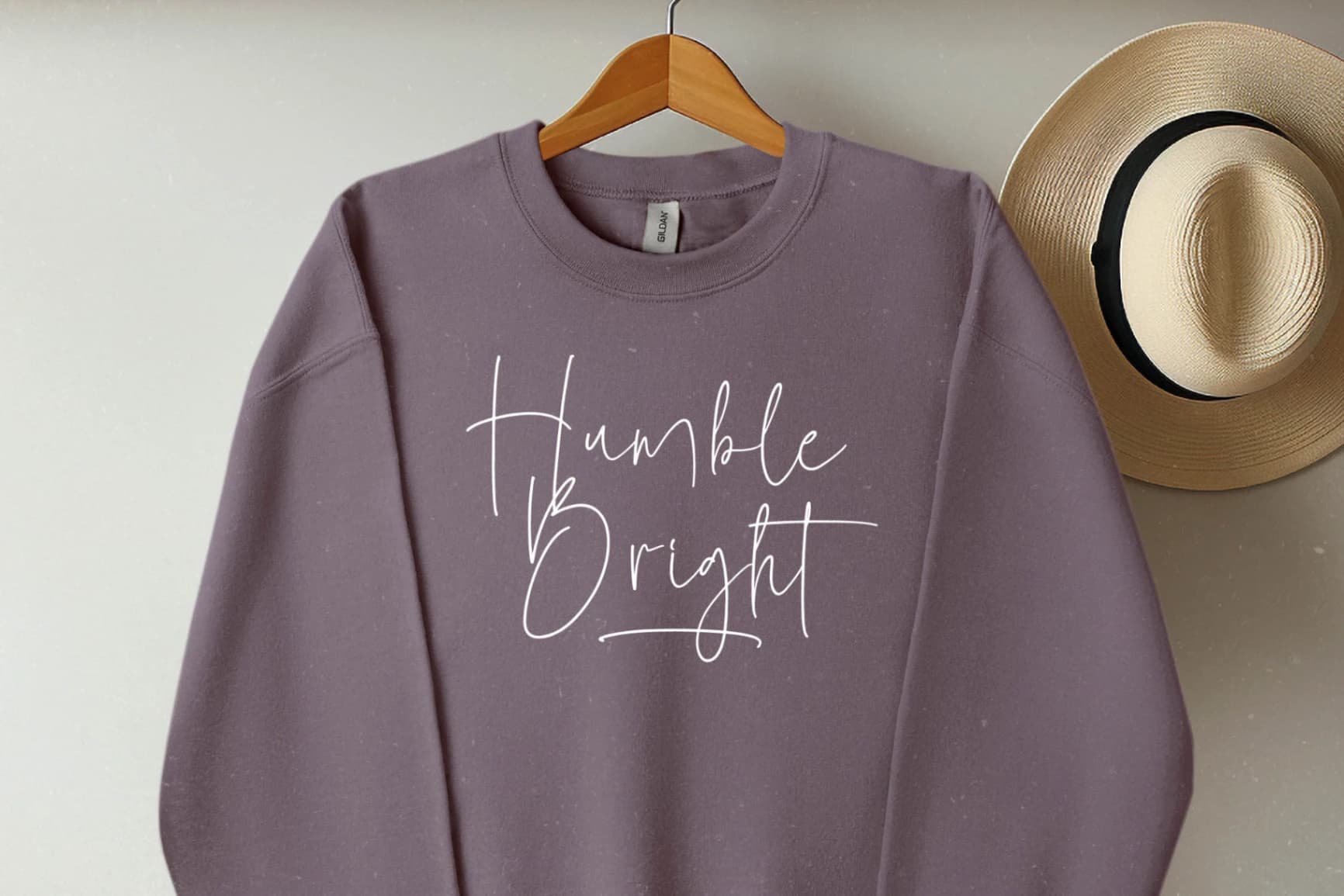 Preview 7 for Sillento Nighters – Beautiful Script Font