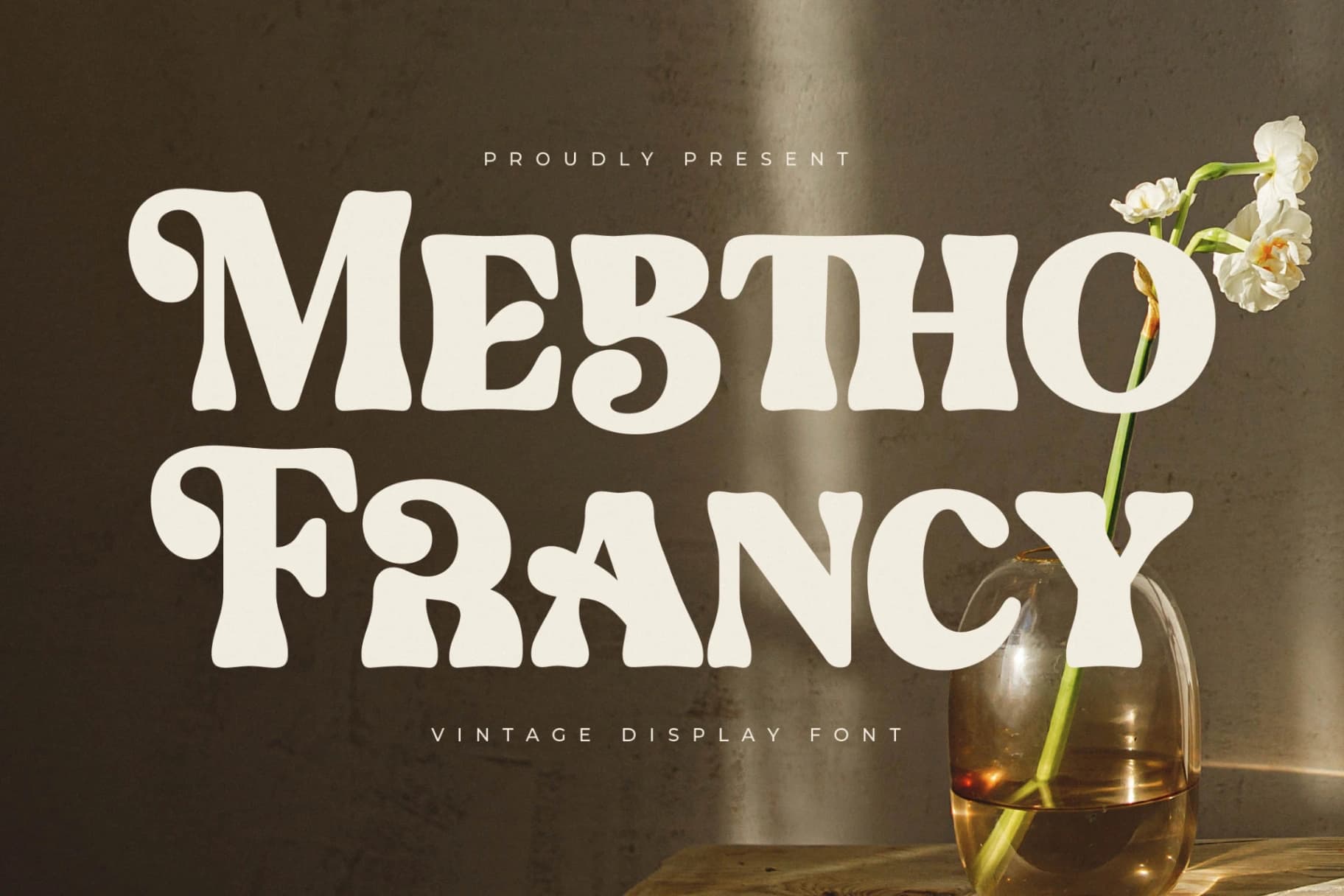 Preview 1 for Mebtho Francy - Vintage Display Font