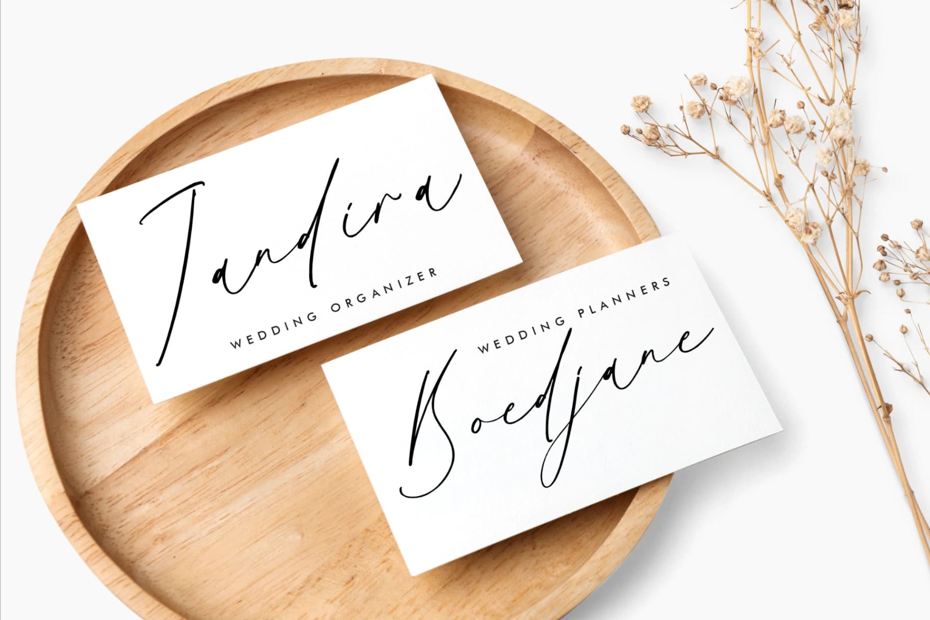 Preview 3 for Gatenfield Mondilla - Modern Signature Font